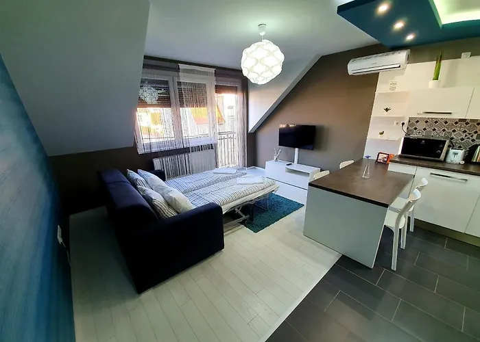 Intro Apartament Sárvár